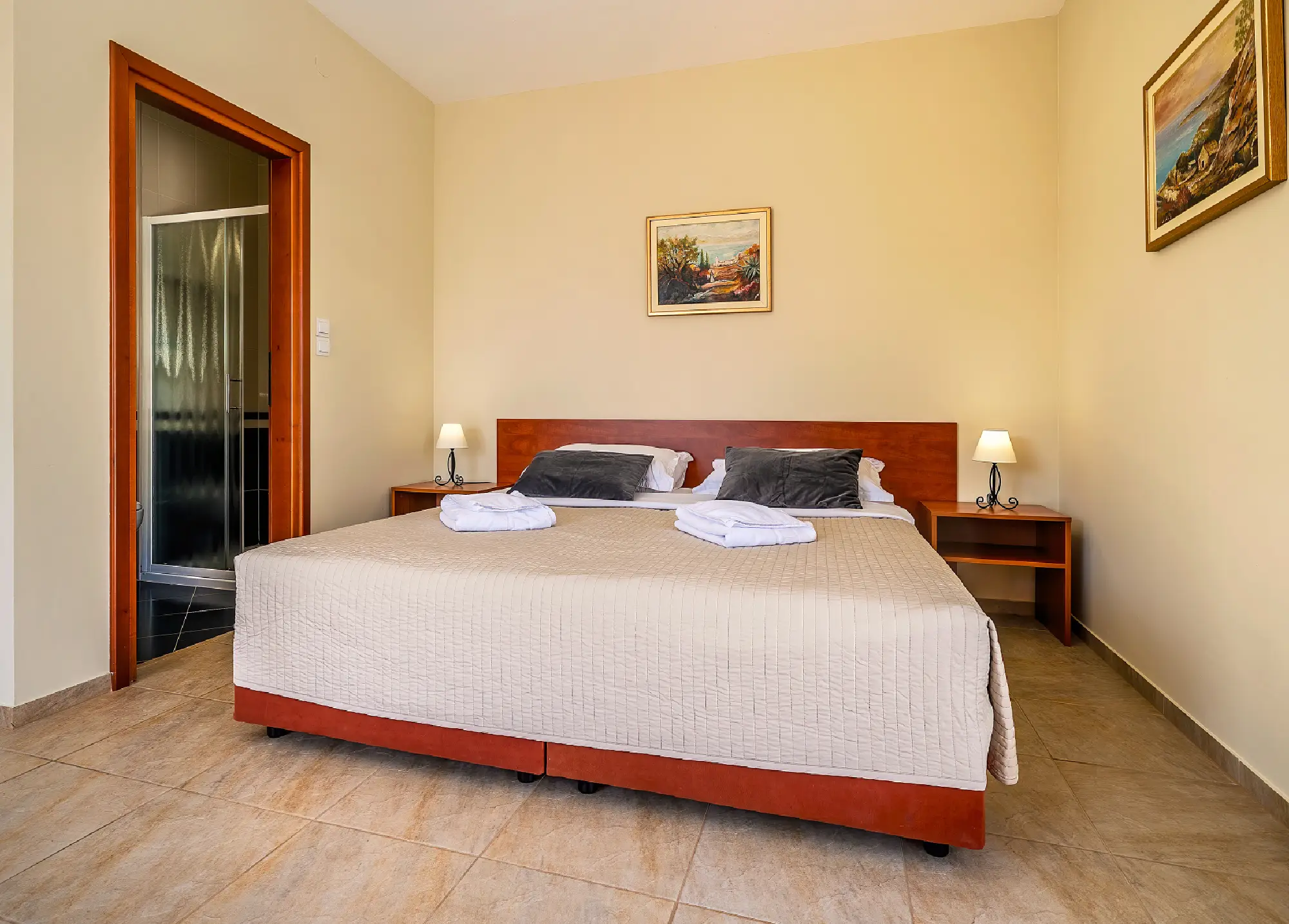 Pool Studio s privatnom terasom i pogledom na more